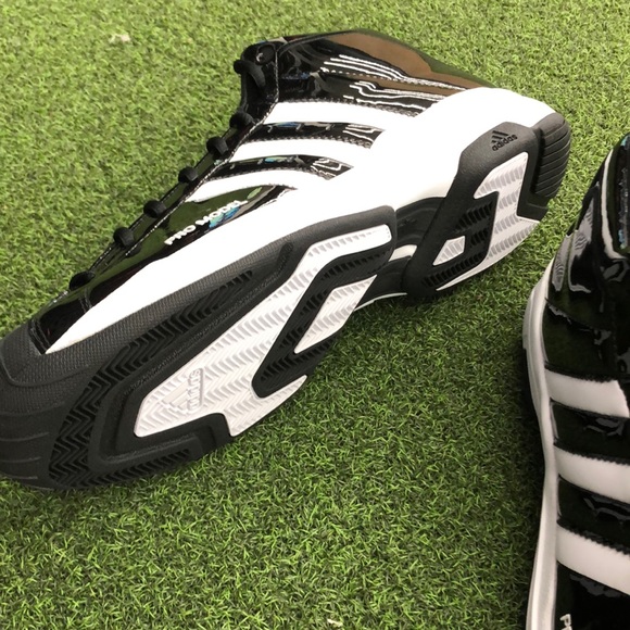 Adidas - Picture 3 of 3